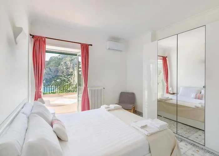 Terrazza Tragara Βίλα *